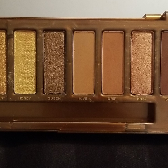 Naked Urban Decay Honey Palette - Picture 6 of 7